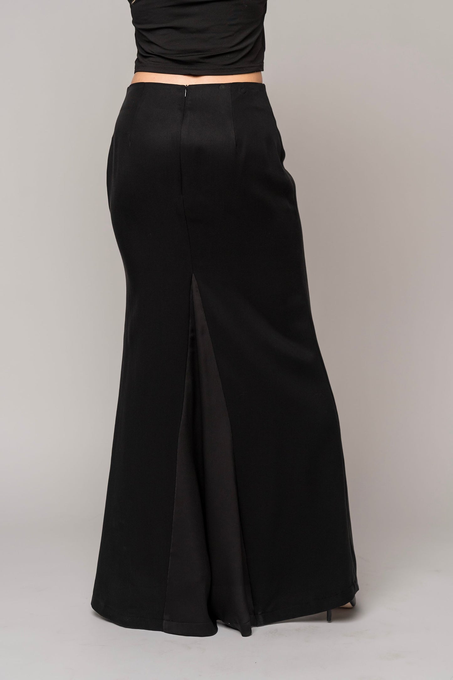 formal length skirt for choir, concert band and orchestra musicians.