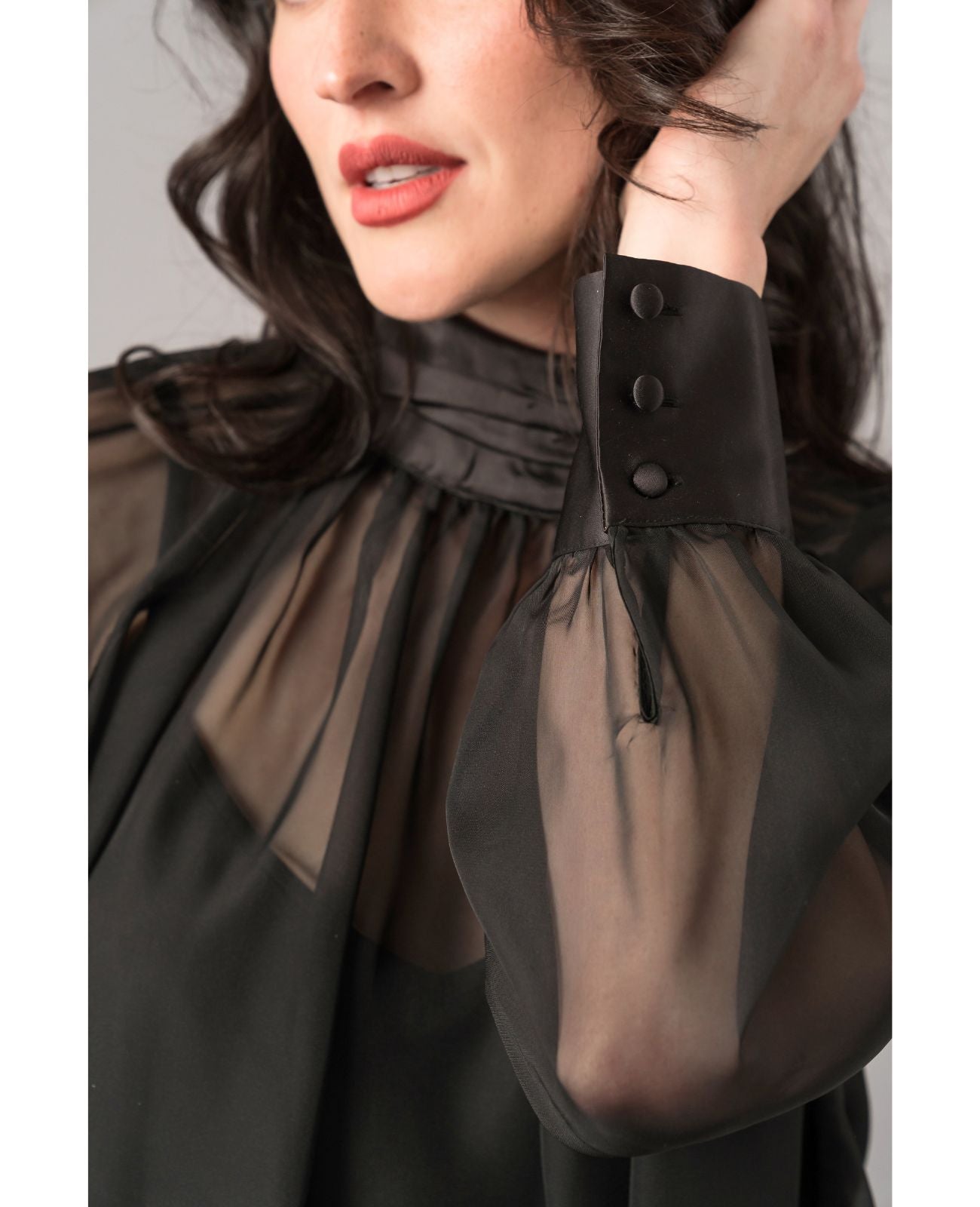 Long sleeve concert black blouse