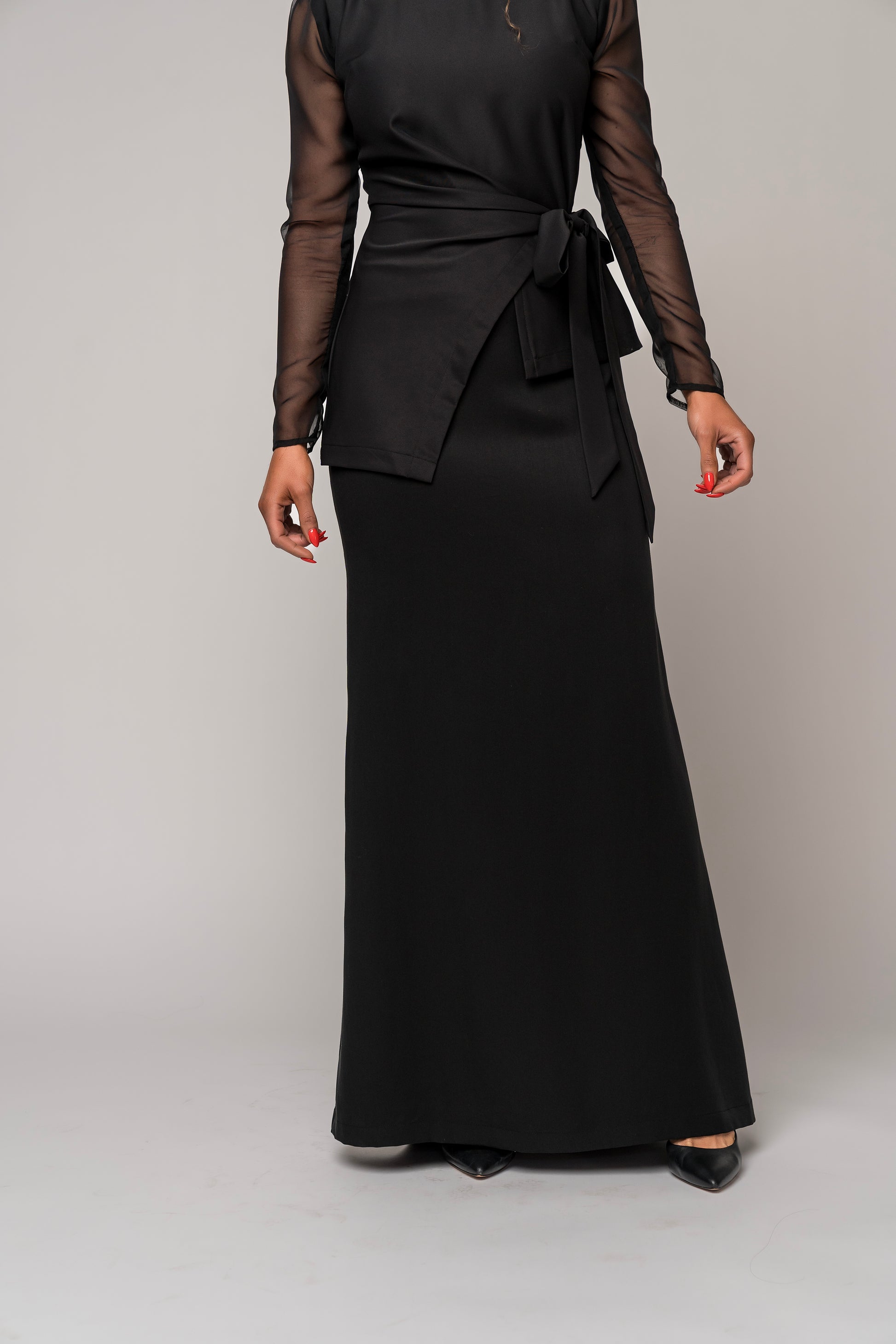 formal black skirt, column skirt, minimalist formal black skirt, shiny skirt set, skirt, floor-length evening skirt, concert black, concert attire, dressy black skirt, floor length black skirt