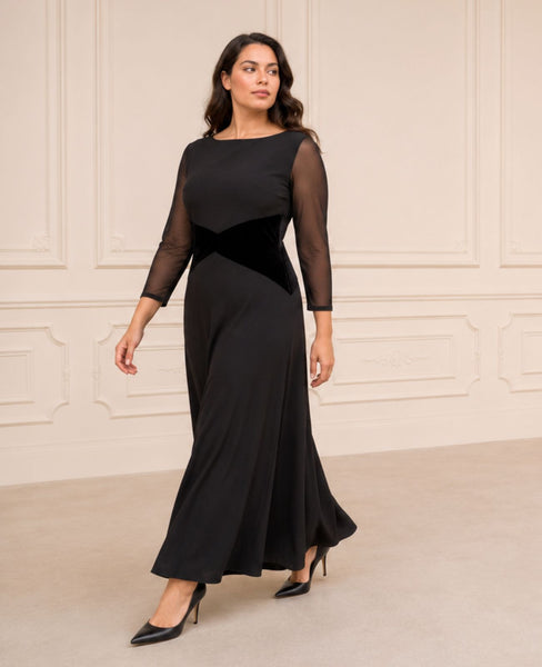 The Swan Dress | Long-Sleeve Concert Black Dress
